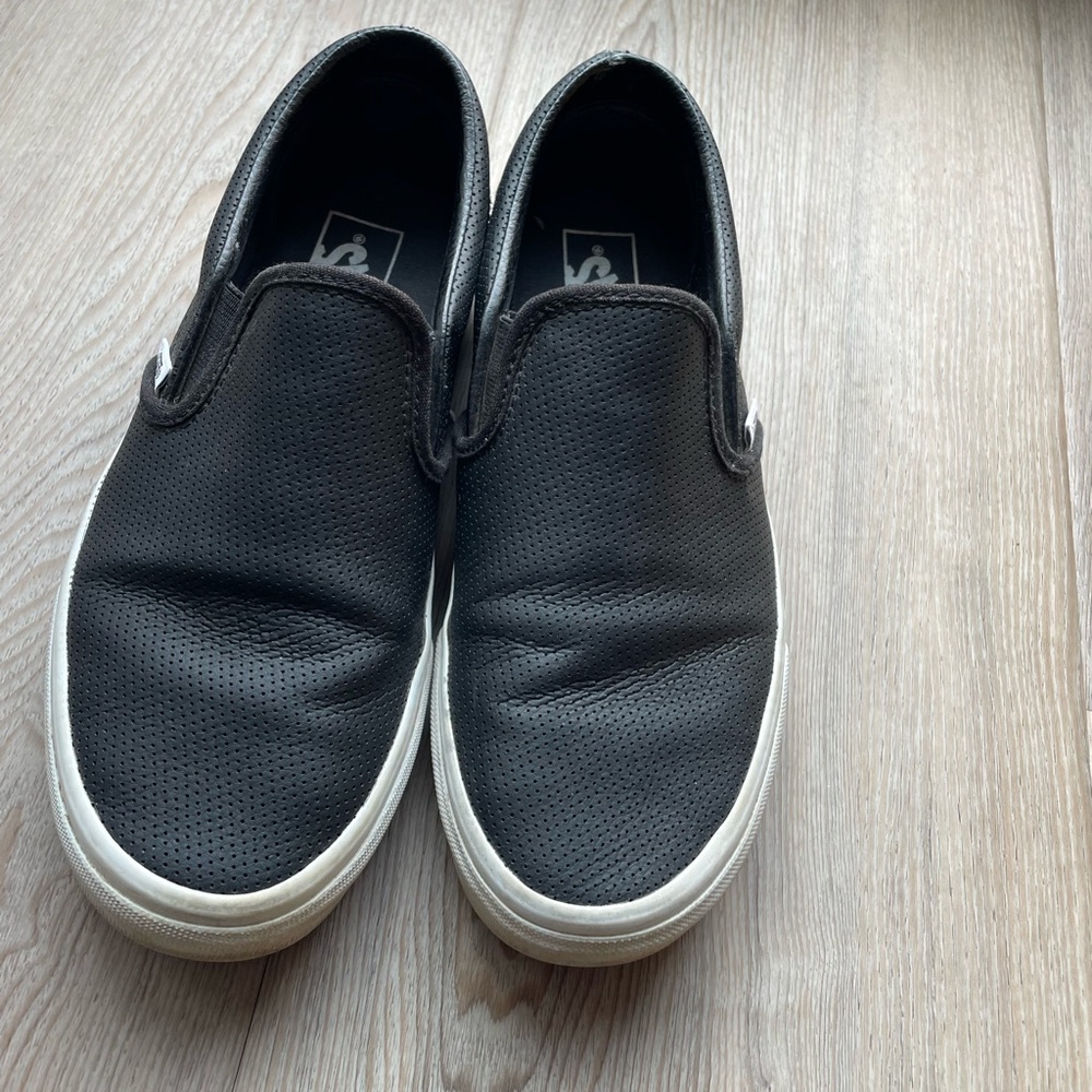 Black Slip On Vans!